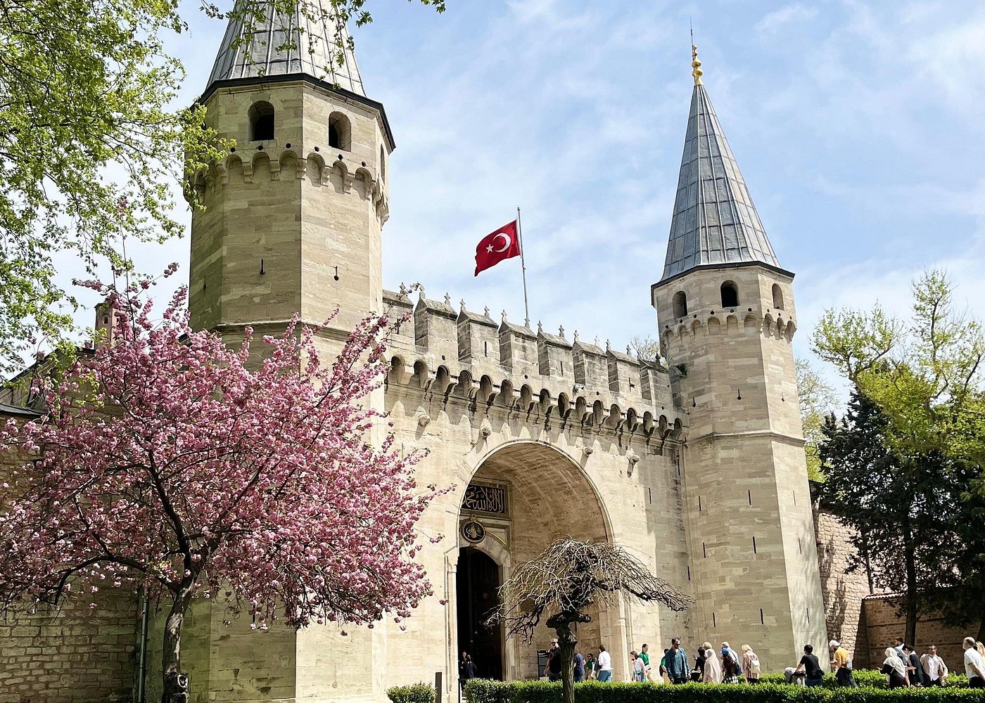Private Guided Istanbul Tour – Hagia Sophia, Blue Mosque, Topkapi Palace